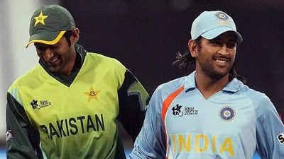 2007 T20 World Cup final l, India vs Pakistan where he played tuk tuk inning of 33 runs.