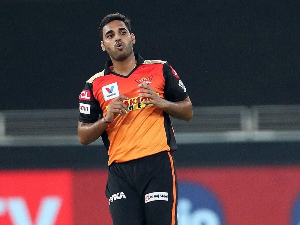 Bhuvneshwar Kumar IPL SRH Bowling.jpeg