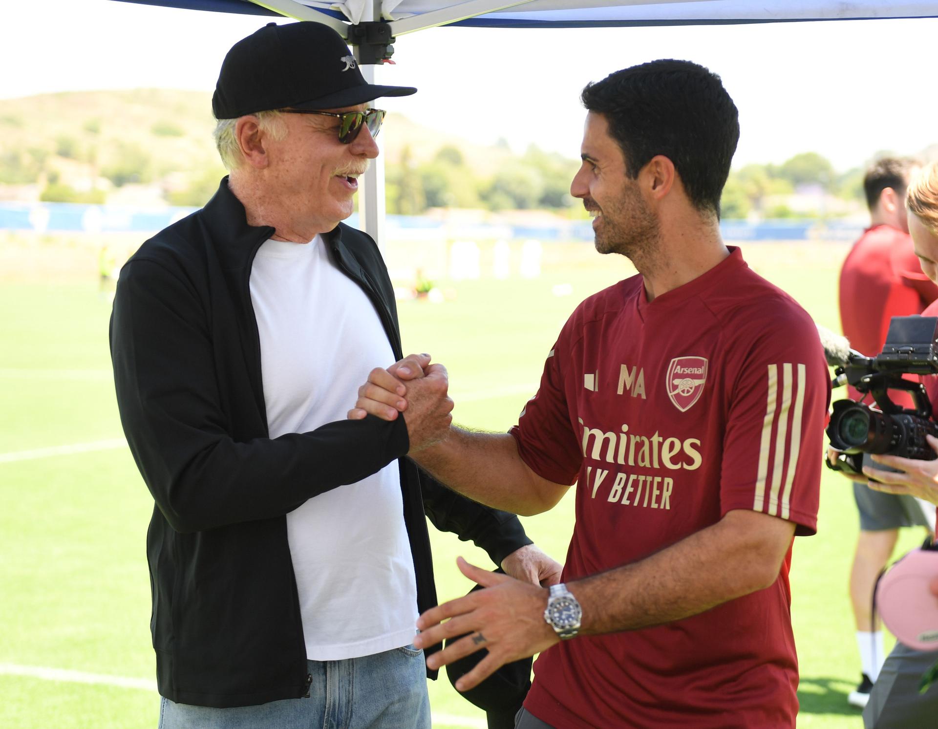 Arsenal owner Stan Kroenke with manager Mikel Arteta 