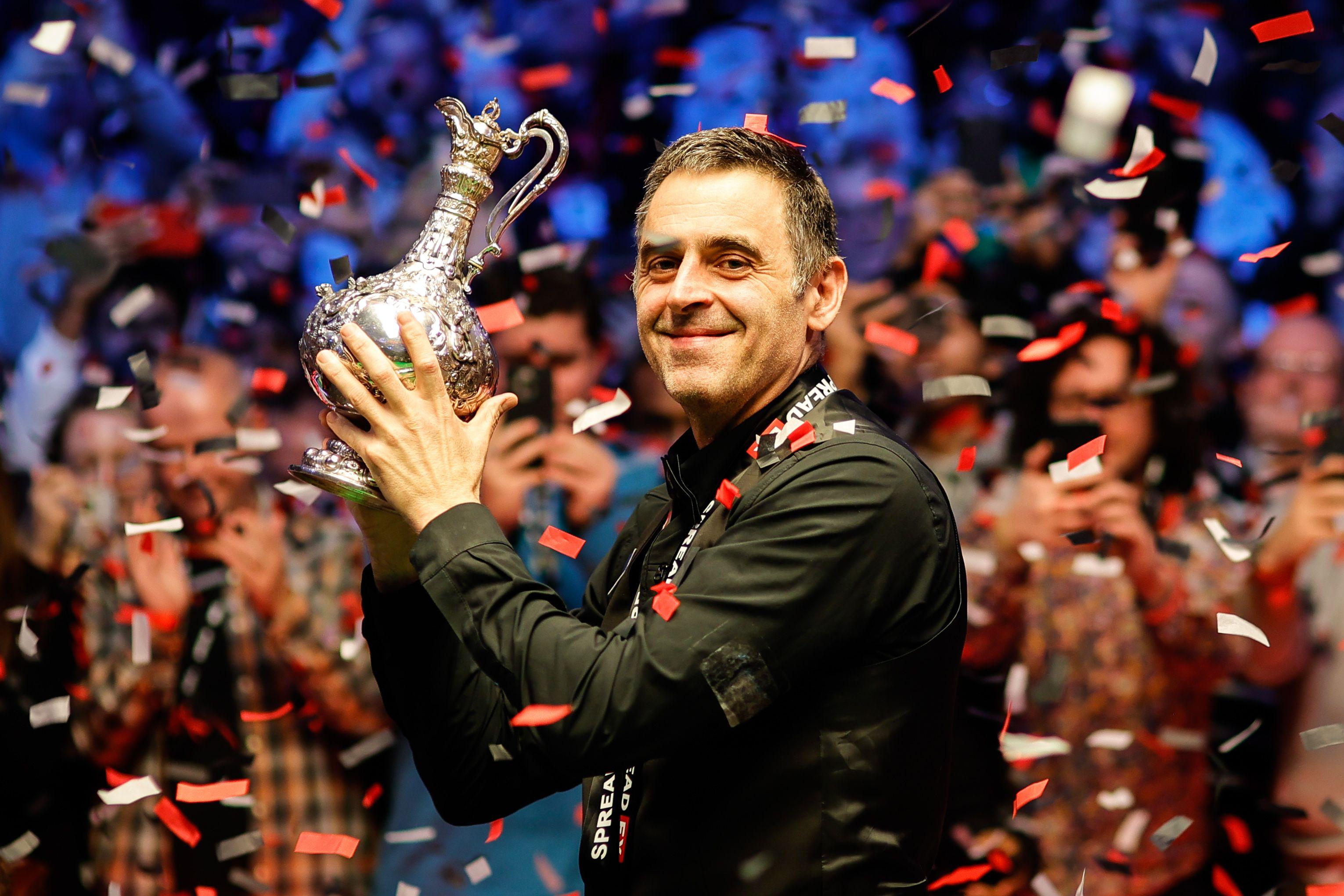 Ronnie O'Sullivan celebrating a win