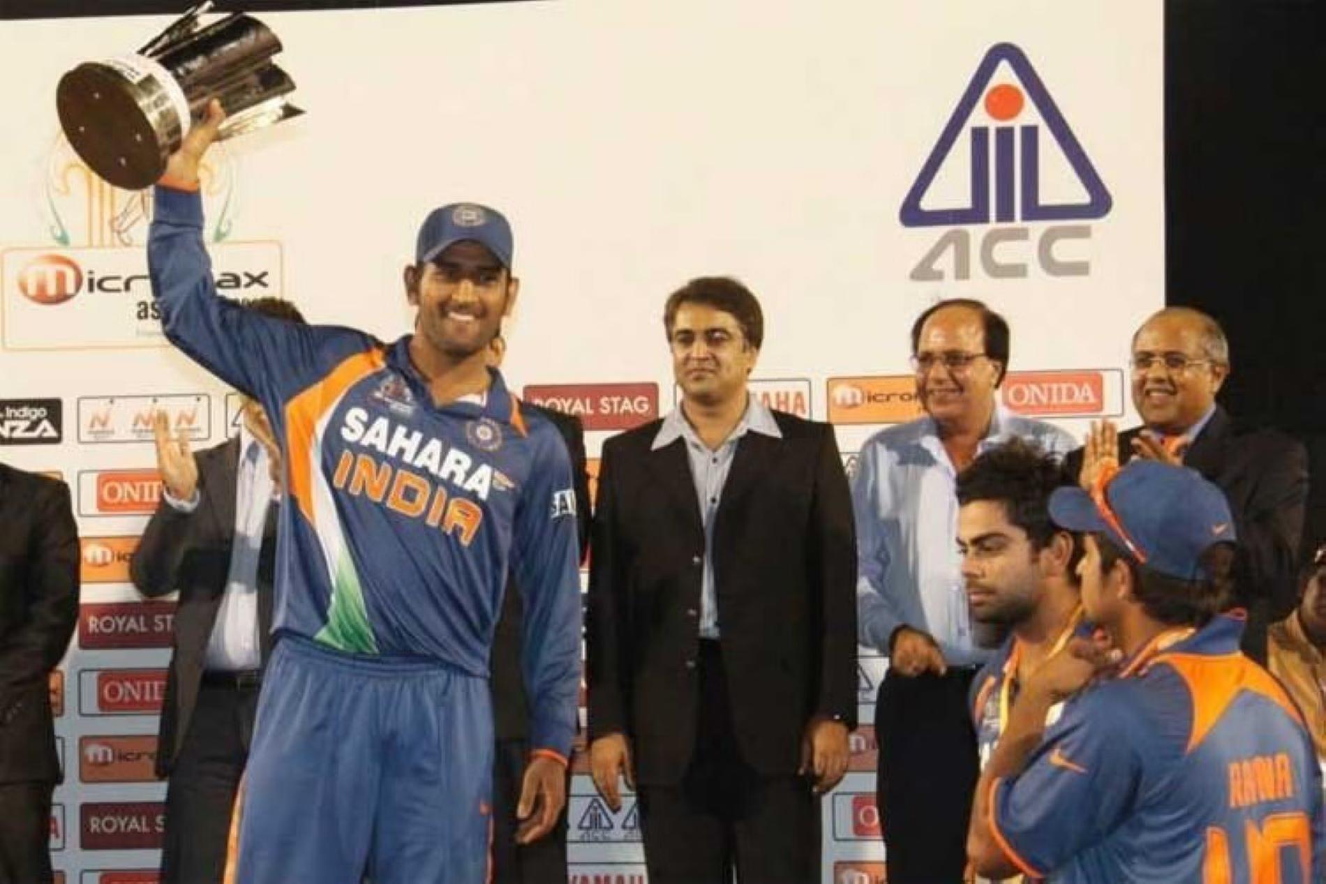 MS Dhoni Asia Cup Winning Trophy.jpg